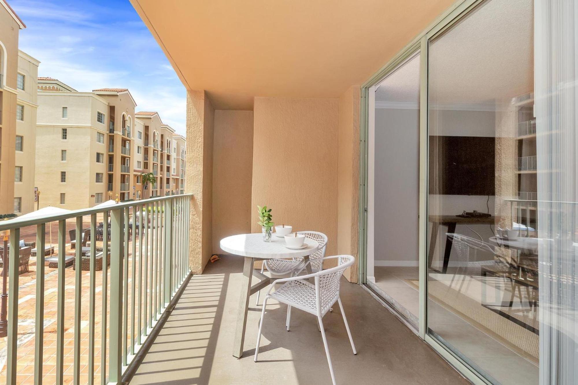 Dharma Home Suites Coral Gables At Gables Grand Plaza Miami Quarto foto